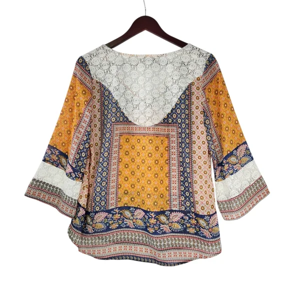 Figueroa & Flower Boho Patchwork Lace Trim Blouse Small V-Neck Flowy Festival - Picture 3 of 16